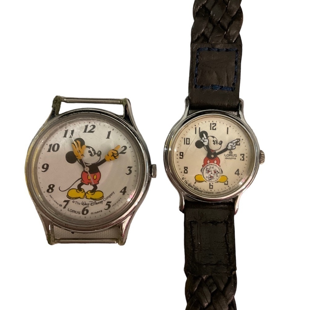 Men’s Lorus 80’s Mickey Mouse Made Japan V515-6118r  Water Resistant. Working.